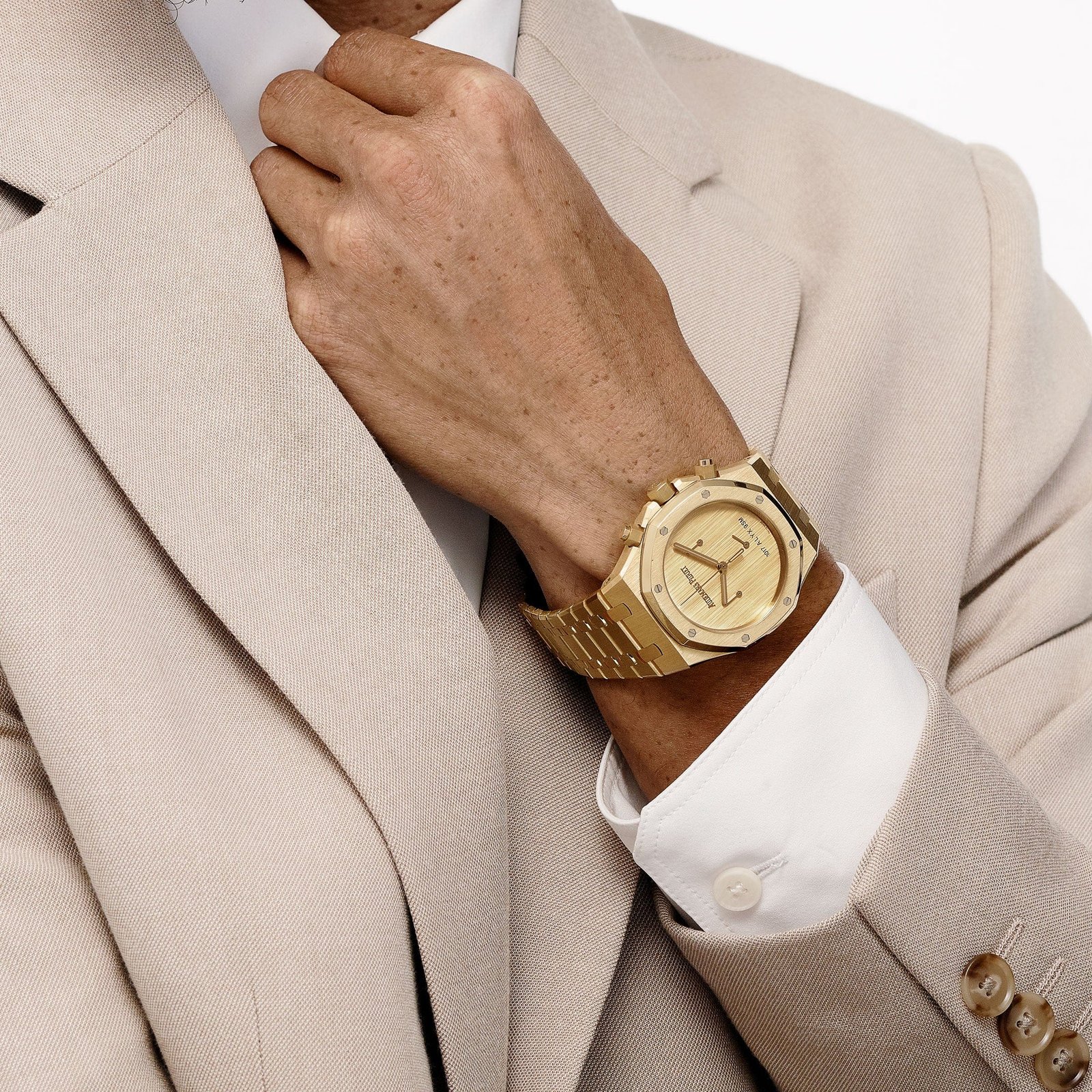 Audemars Piguet Royal Oak Chronograph 26240BA.OO.1320BA.01 '1017 ALYX 9SM' Yellow Gold Limited Edition of 202 - Image 3