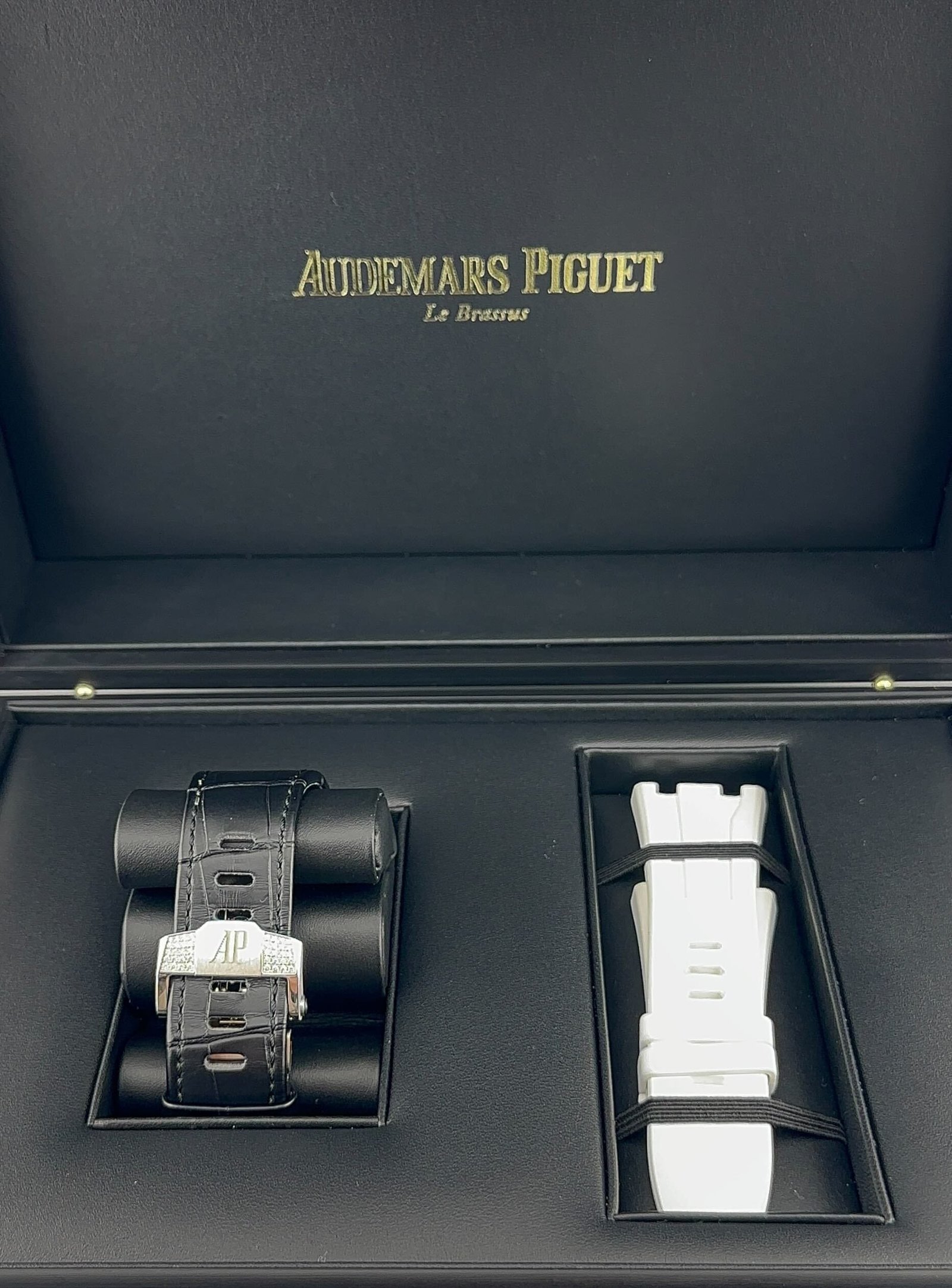 Audemars Piguet Royal Oak Offshore 26423BC.ZZ.D002CA.01 Chronograph Diamond Case And Bezel - Image 7