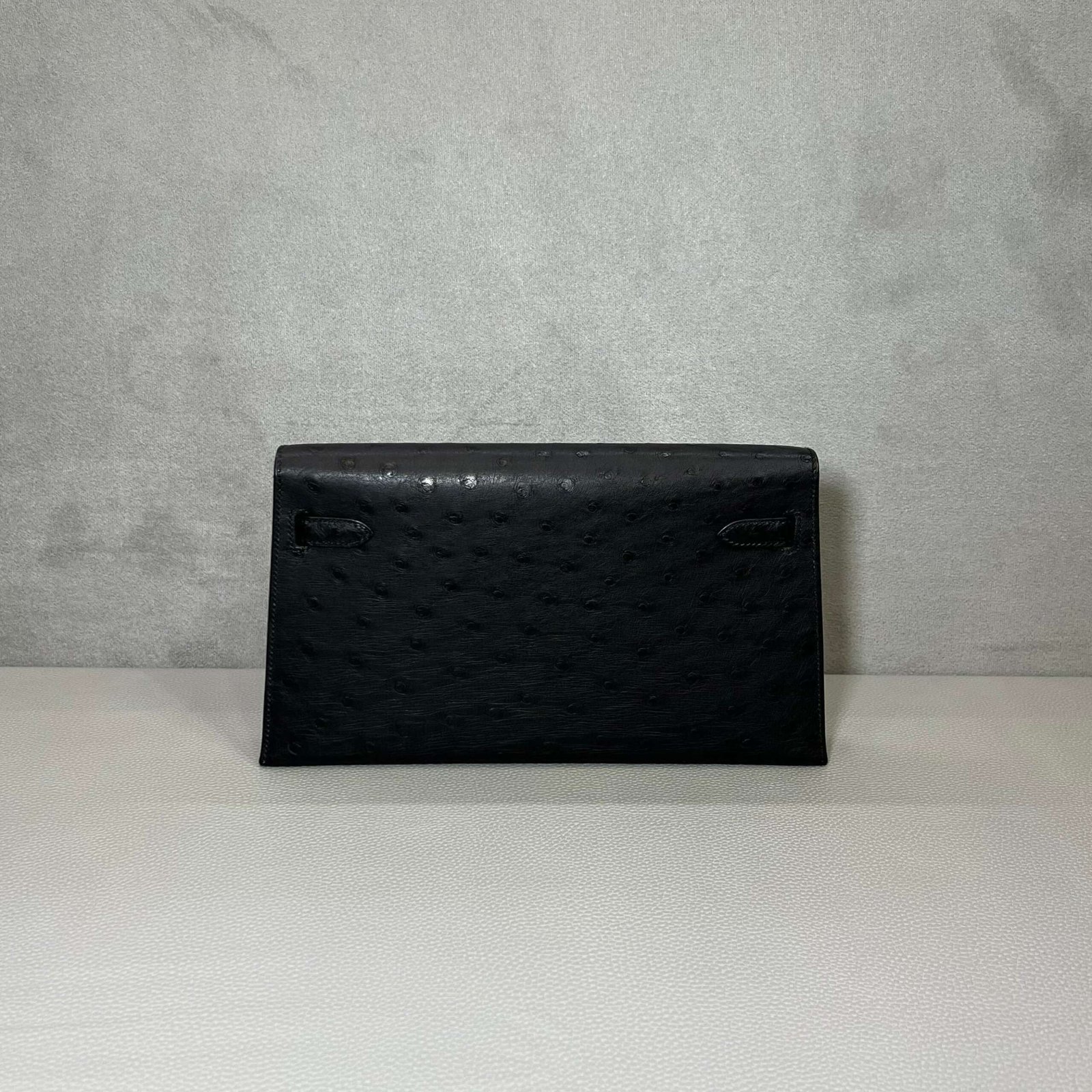 Hermès Noir Kelly Elan Ostrich Gold Hardware - Image 7