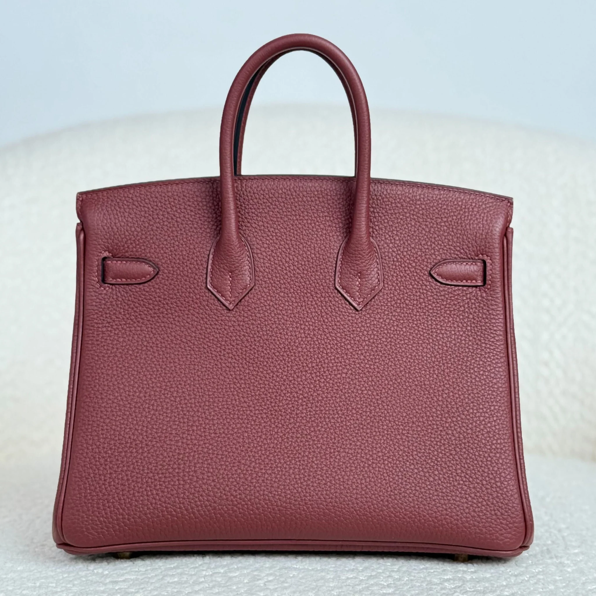 Hermès Rouge H Birkin 25 Togo Gold Hardware - Image 4