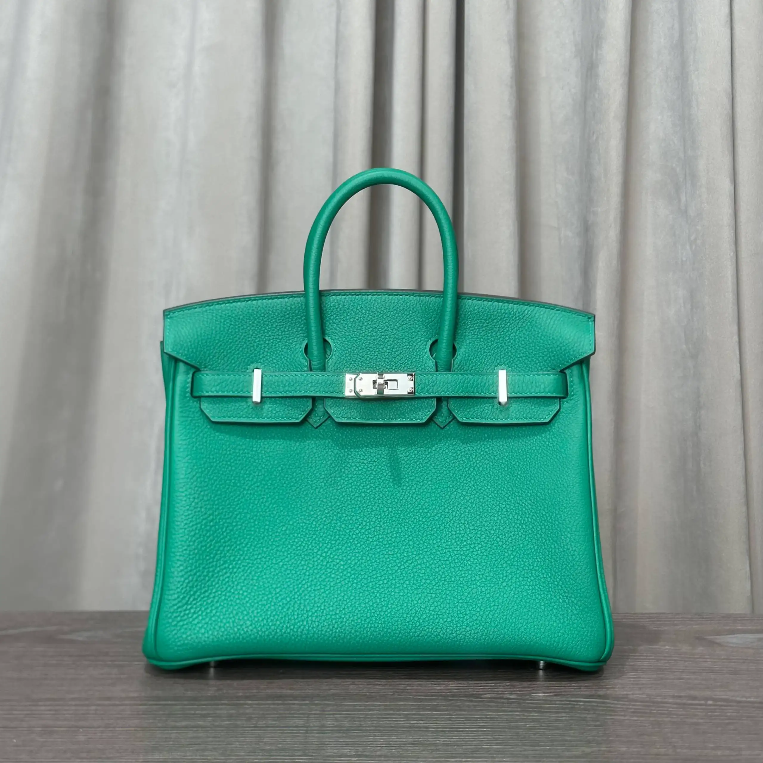Hermès Vert Vertigo Birkin 25 Togo Palladium Hardware - Image 2