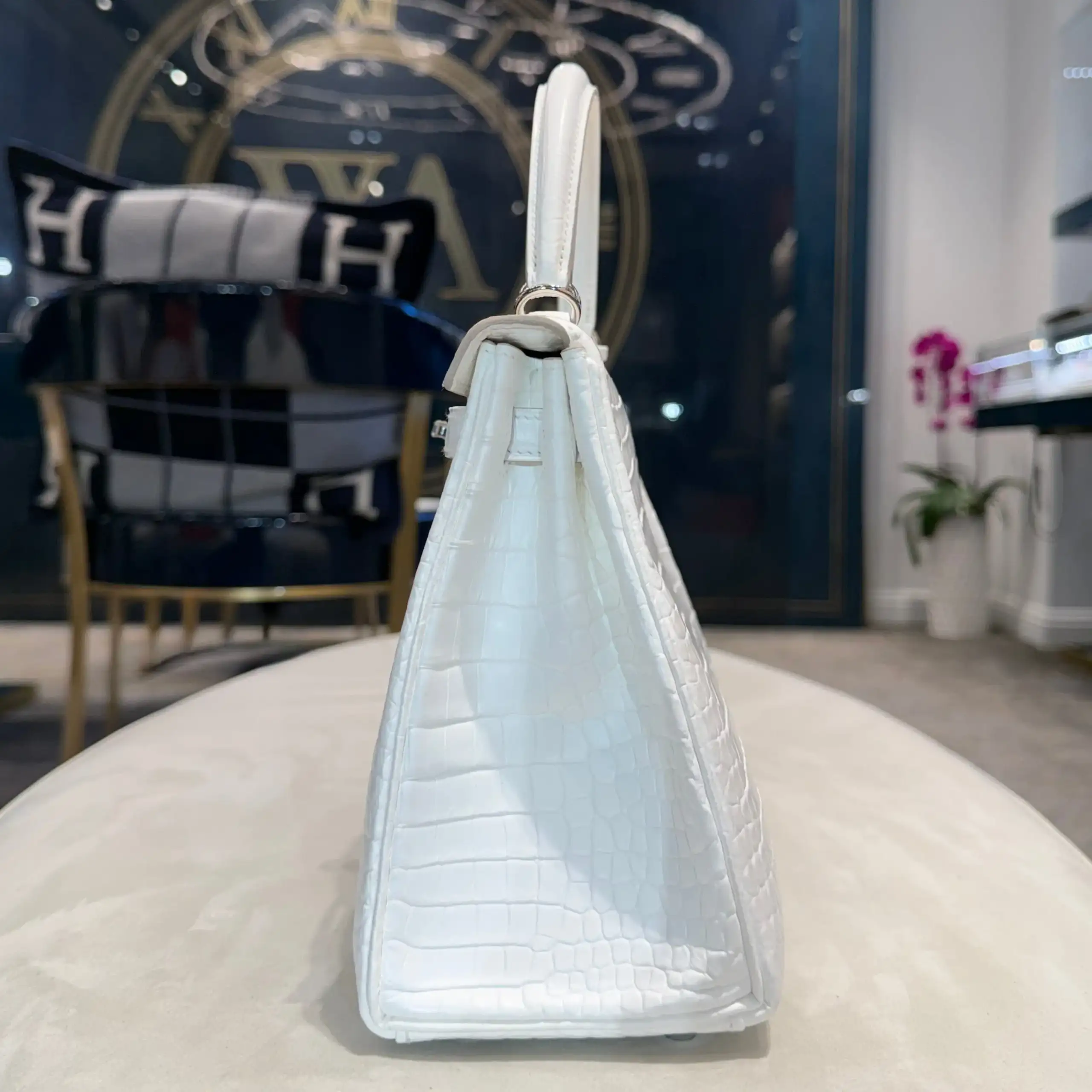 Hermès Chantilly Crème Kelly Retourne 25 Matte Crocodile Porosus Palladium Hardware - Image 6