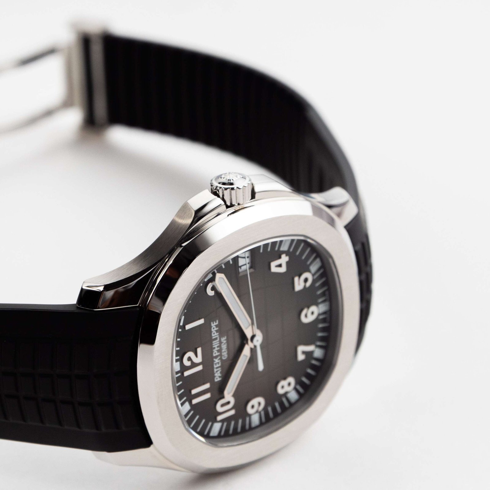 Patek Philippe Aquanaut 5167/1A-001 Stainless Steel Black Dial (2023) - Image 4