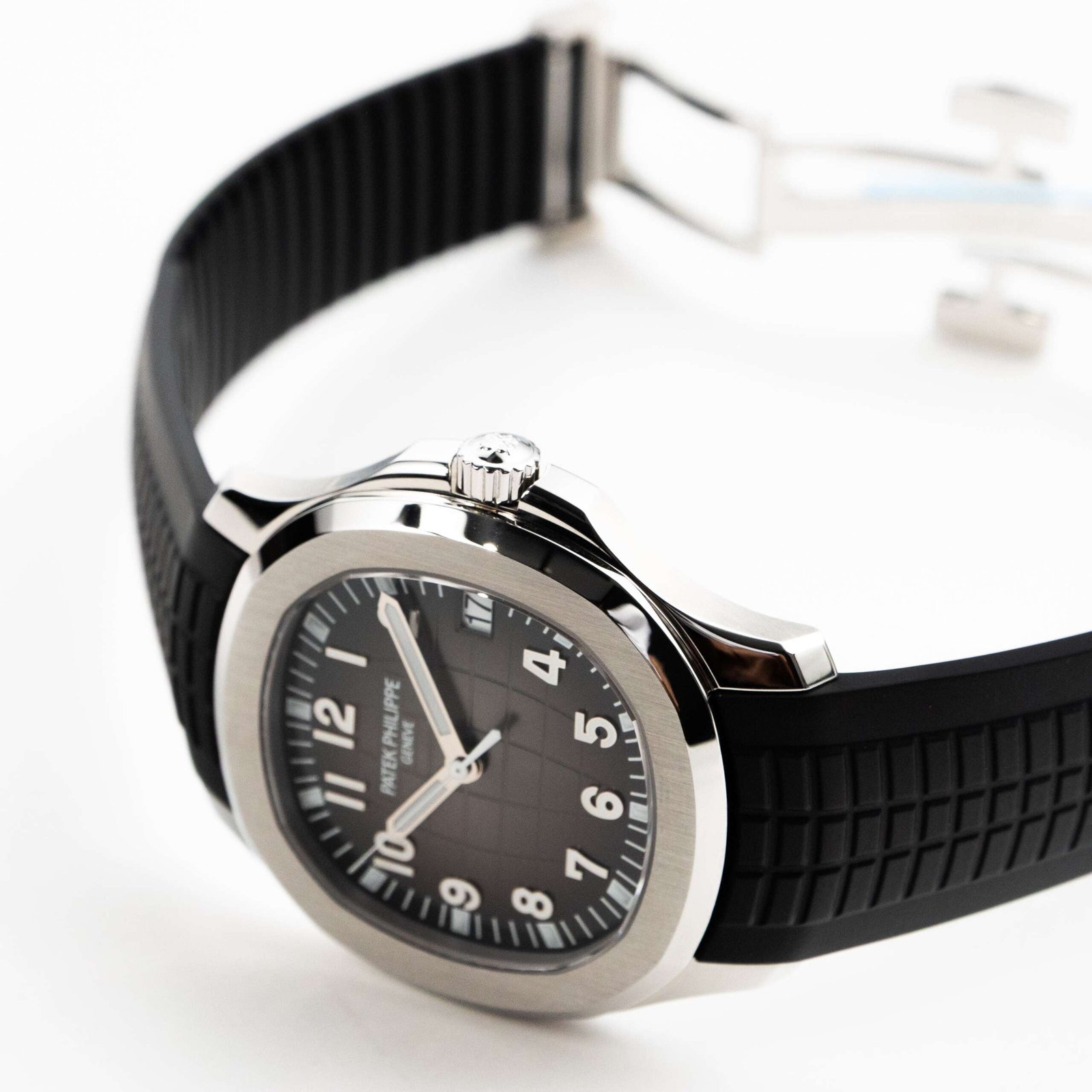 Patek Philippe Aquanaut 5167/1A-001 Stainless Steel Black Dial (2023) - Image 3
