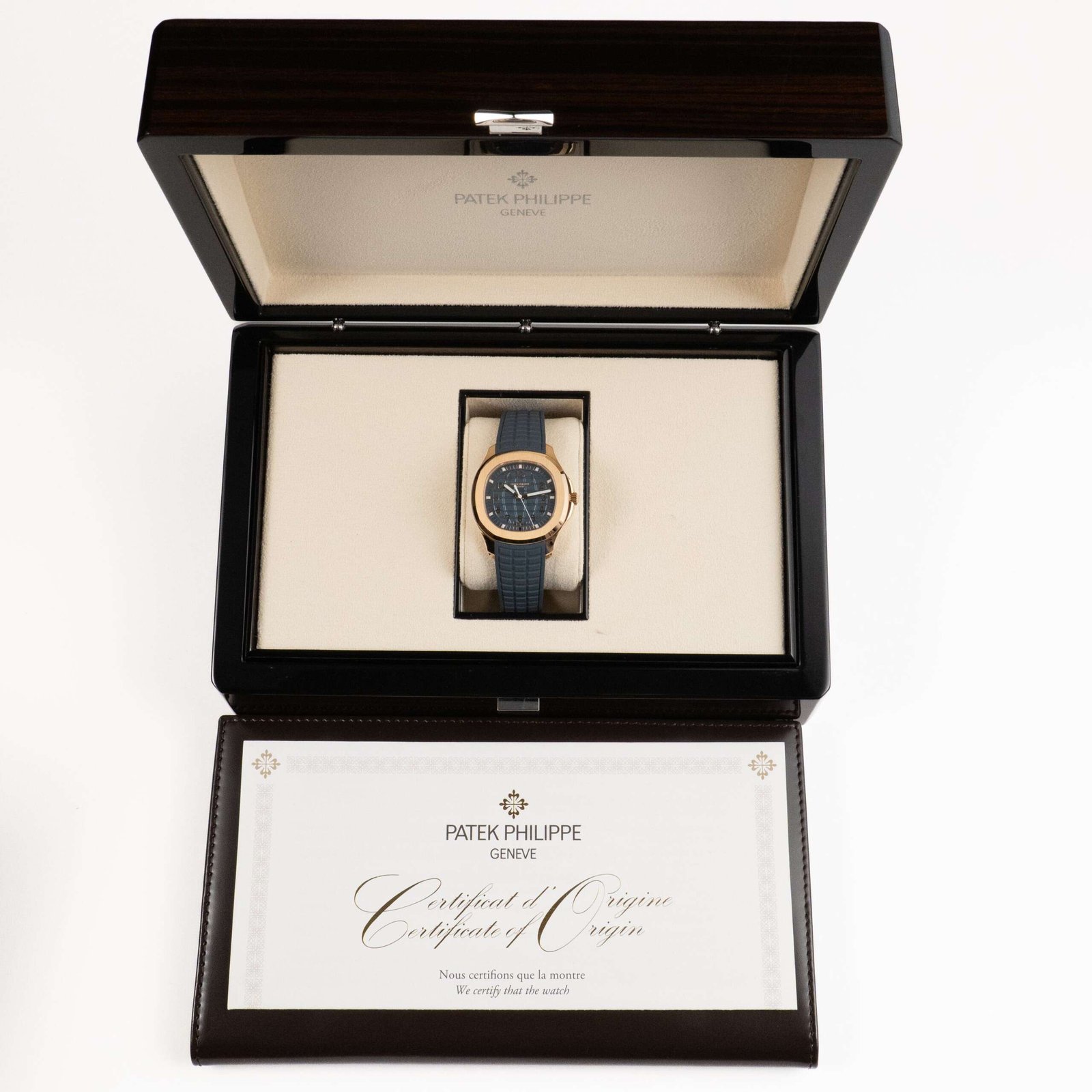 Patek Philippe Aquanaut 5269R-001 'Travel Time' Quartz Rose Gold Blue Dial (2024) - Image 10