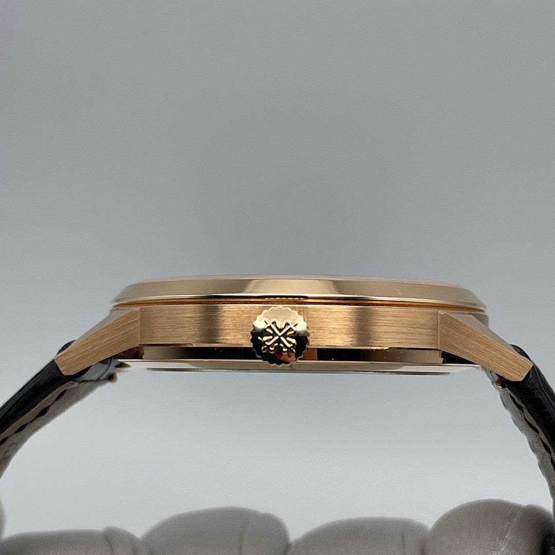 Patek Philippe Complications 5235/50R-001 Annual Calendar Regulator Display Rose Gold - Image 4
