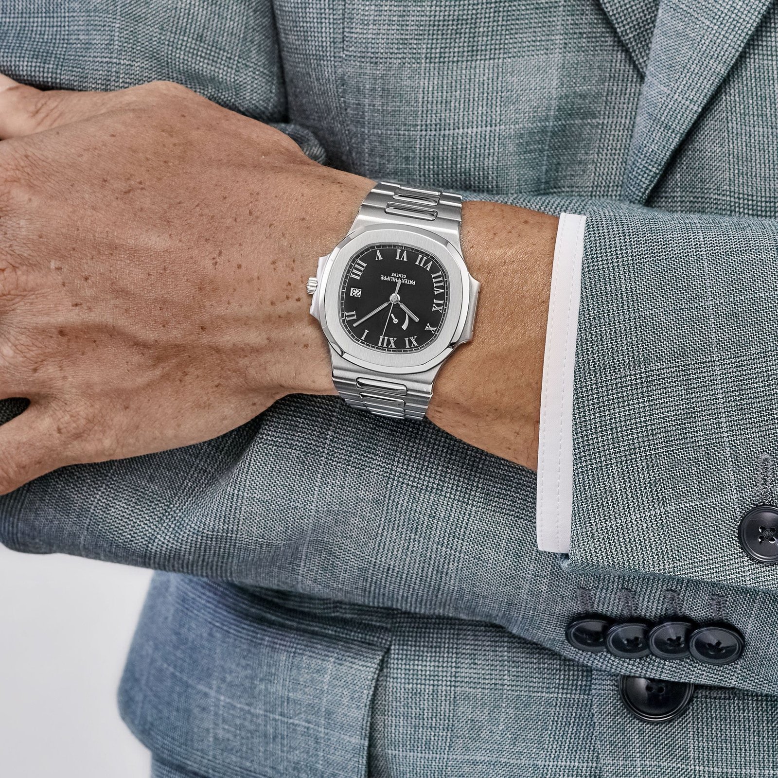 Patek Philippe Nautilus 3710/1A-001 'Jumbo' Power Reserve Indicator Stainless Steel Black Dial - Image 3