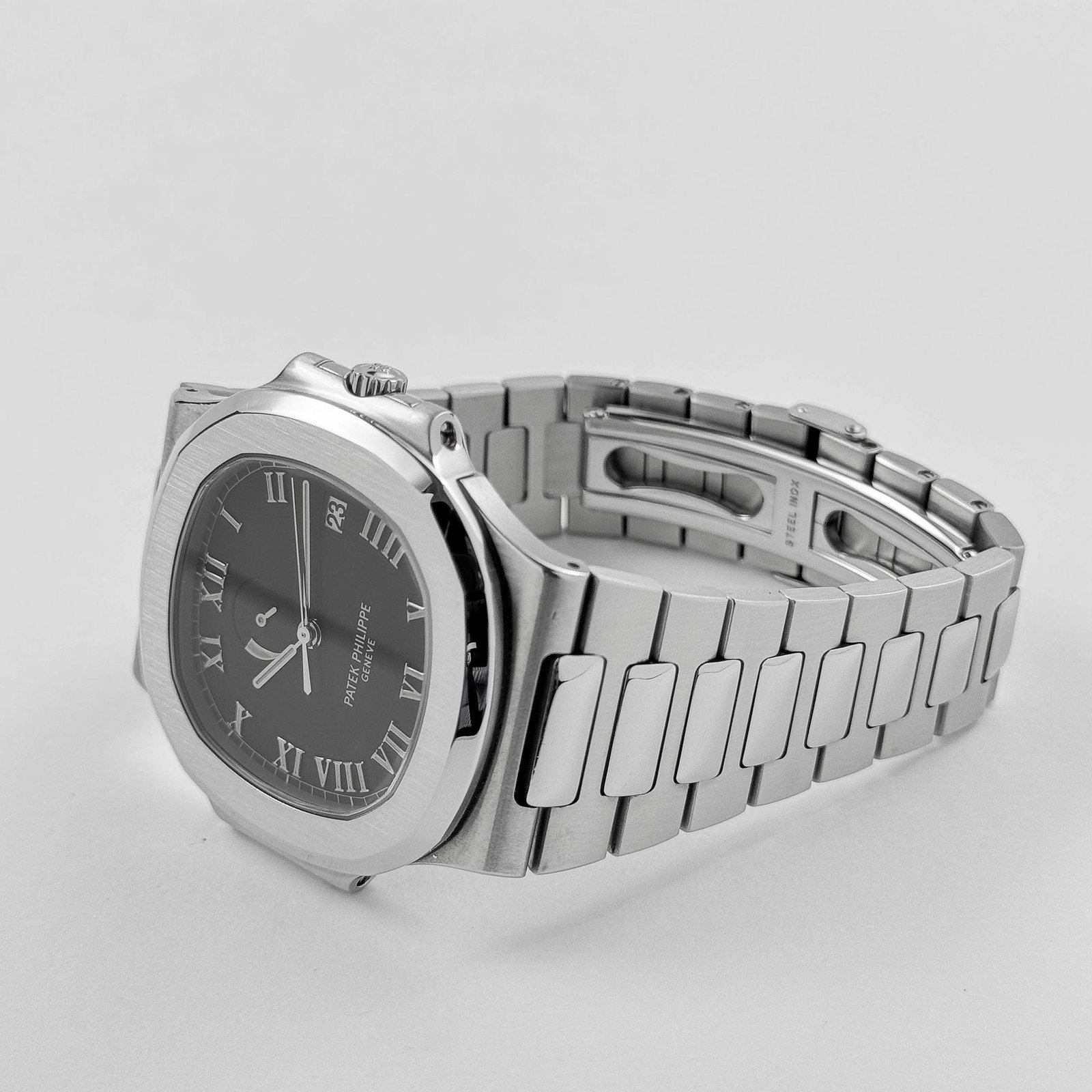 Patek Philippe Nautilus 3710/1A-001 'Jumbo' Power Reserve Indicator Stainless Steel Black Dial - Image 5
