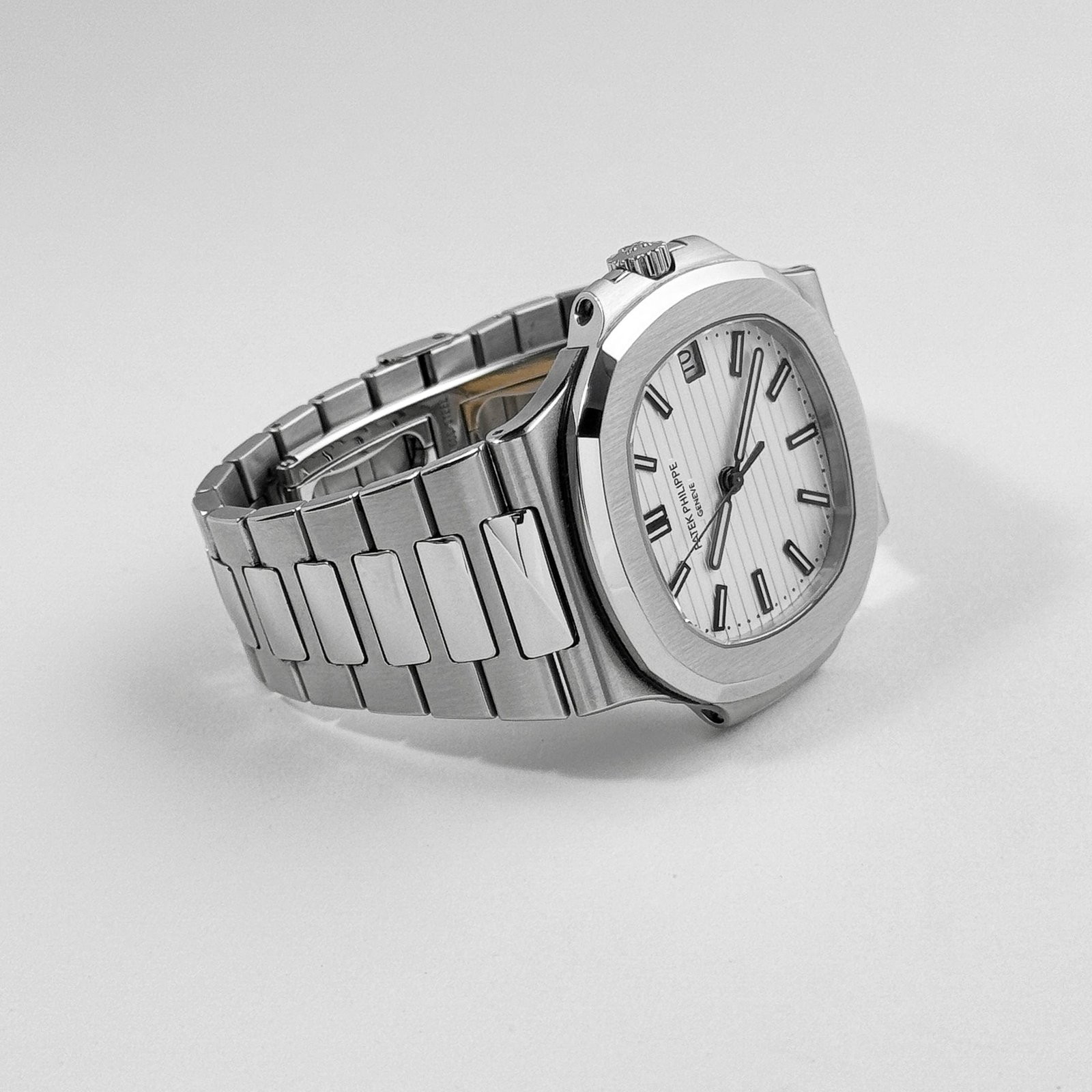 Patek Philippe Nautilus 5711/1A-011 Stainless Steel White Dial - Image 5