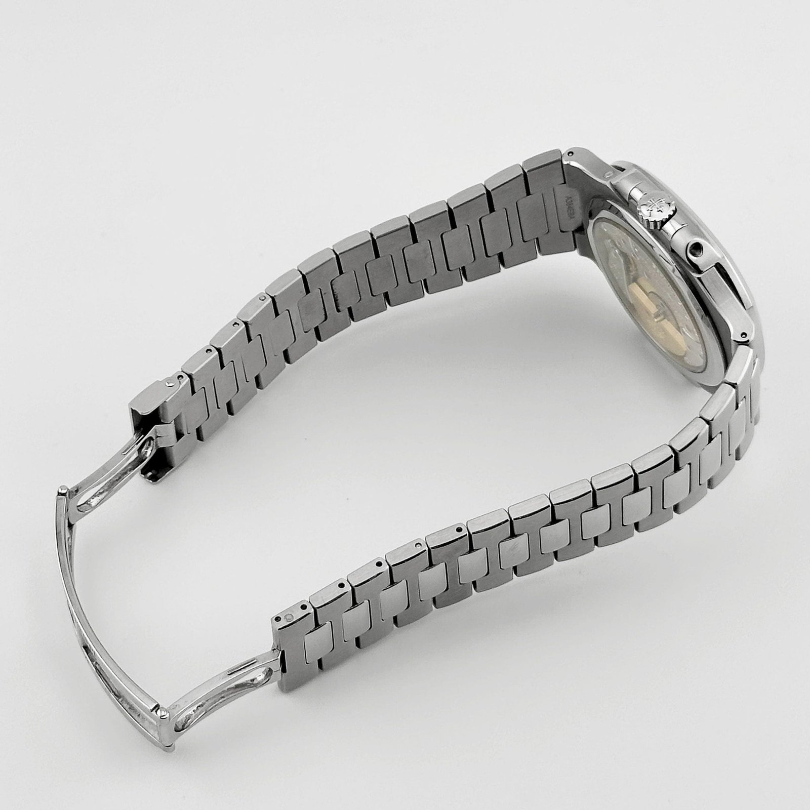 Patek Philippe Nautilus 5712/1A-001 Stainless Steel Blue Dial Moon Phases (2023) - Image 8