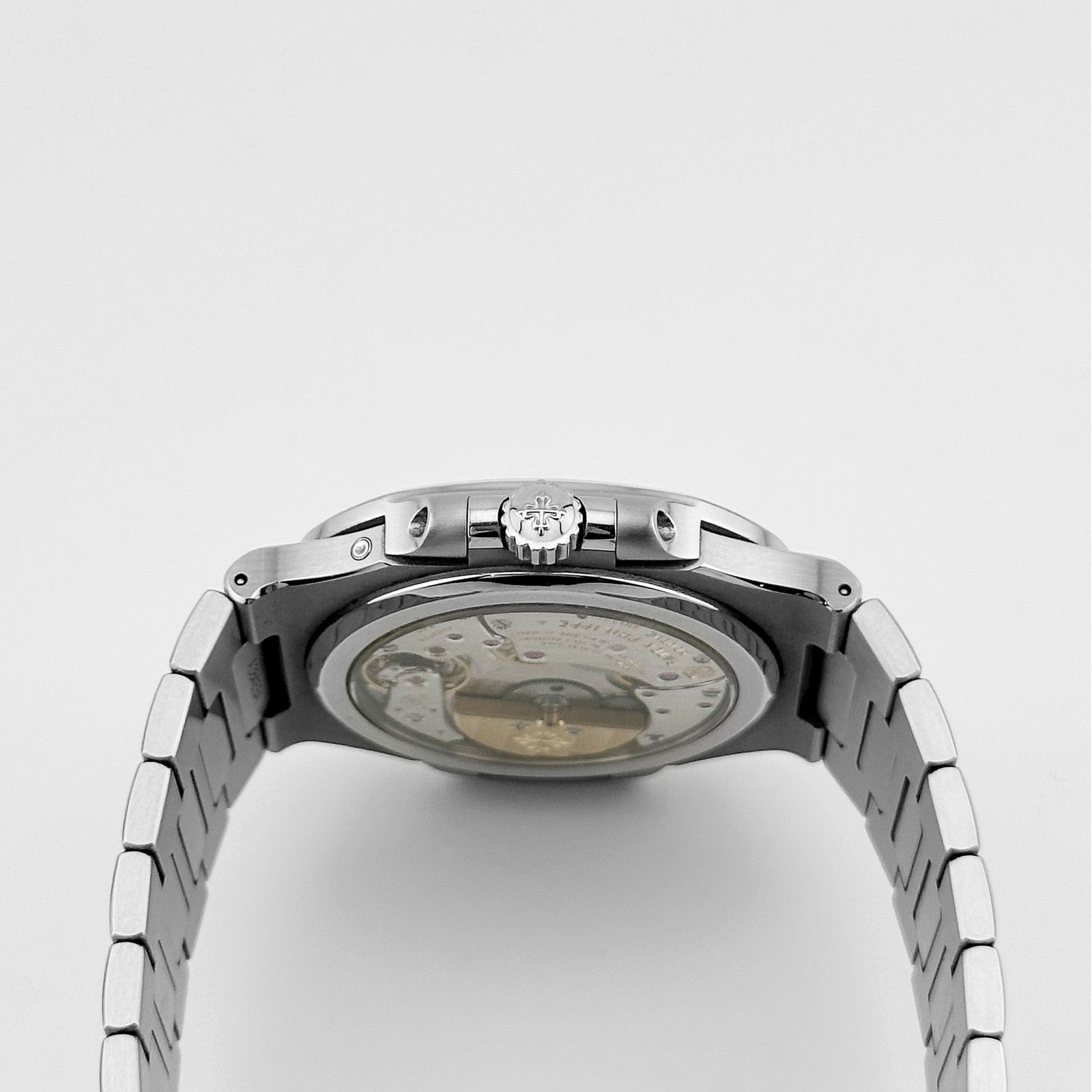 Patek Philippe Nautilus 5712/1A-001 Stainless Steel Blue Dial Moon Phases (2023) - Image 6