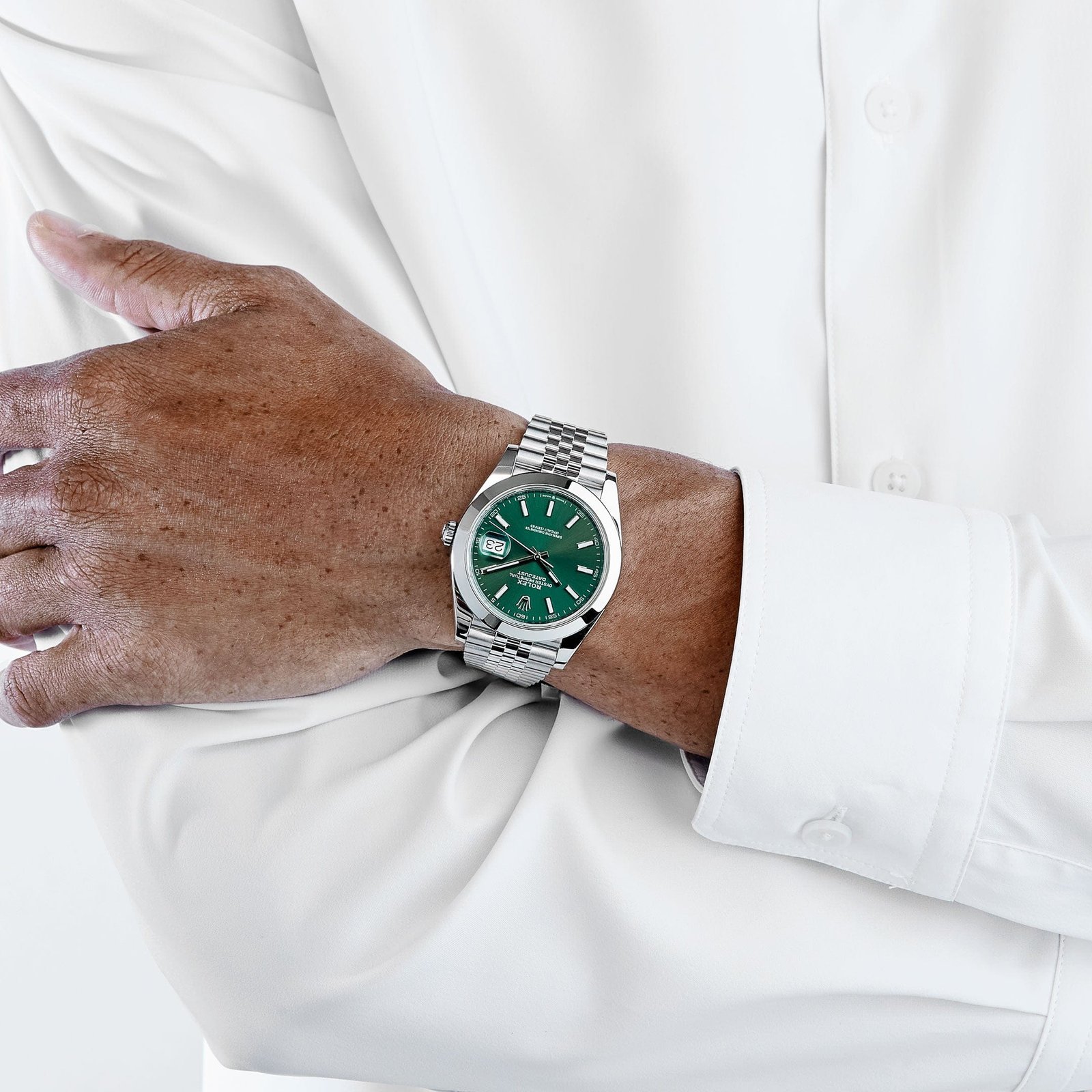 Rolex Datejust 41 126300 Stainless Steel Green Dial Jubilee (2025) - Image 3