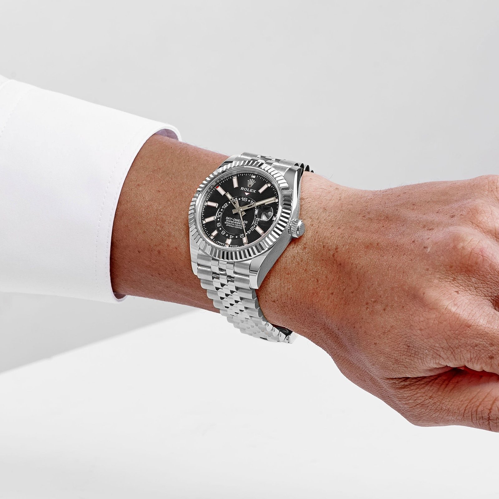 Rolex Sky-Dweller 326934 Stainless Steel Black Dial Jubilee (2022) - Image 2