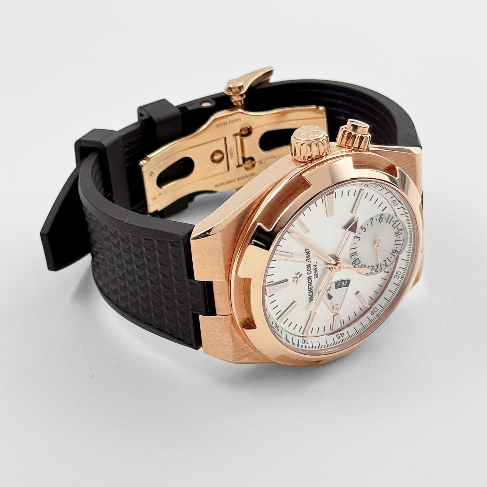 Vacheron Constantin Overseas Dual Time 7900V/000R-B336 Rose Gold Silver Dial - Image 5