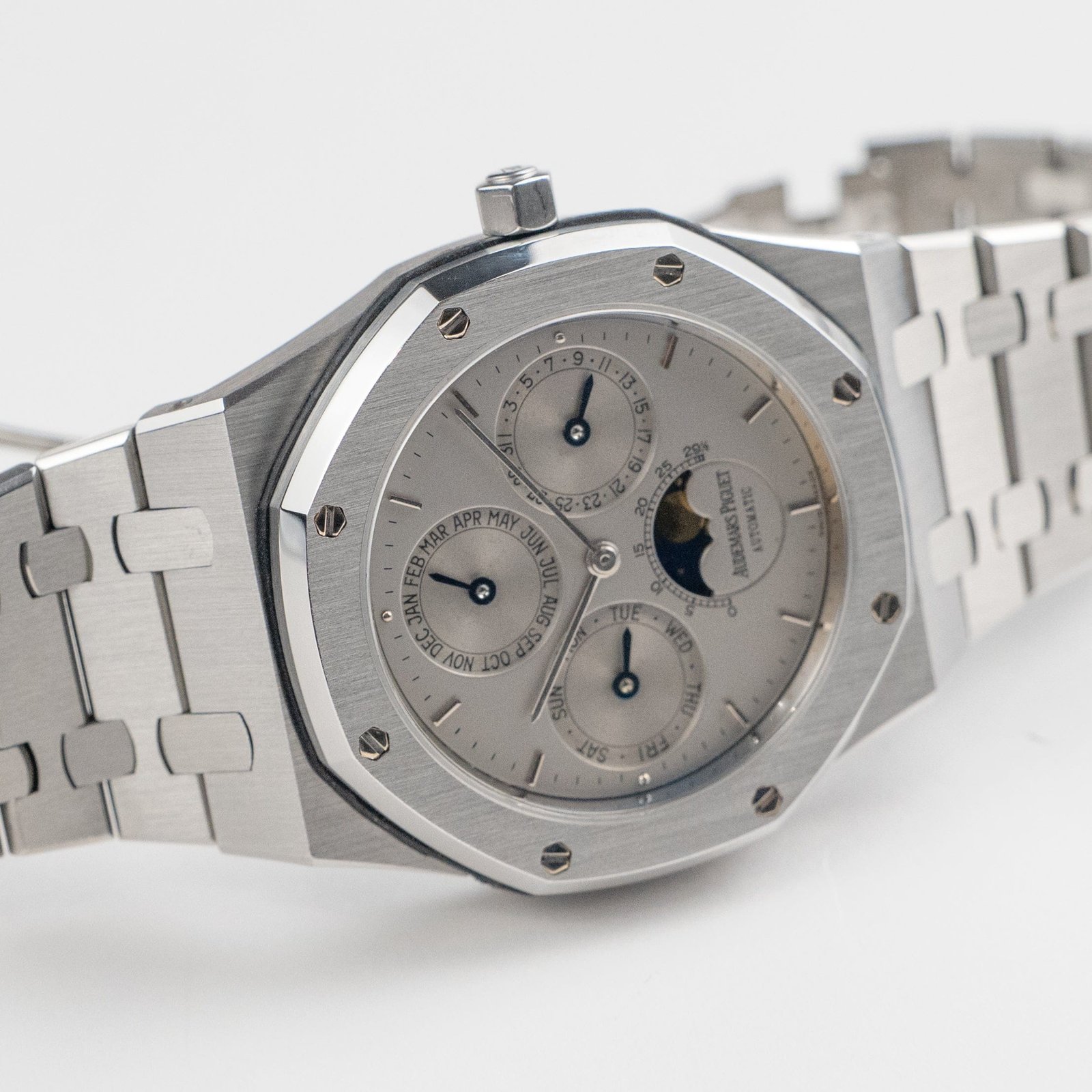 Audemars Piguet Royal Oak 25654ST.OO.0944ST.01 Perpetual Calendar Stainless Steel Silver Dial Limited Edition of 272 - Image 6